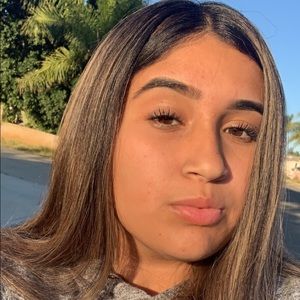 Meet your Posher, Mariana